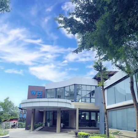 WH Hotel y Apartamento con servicio Thanlyin Exterior foto