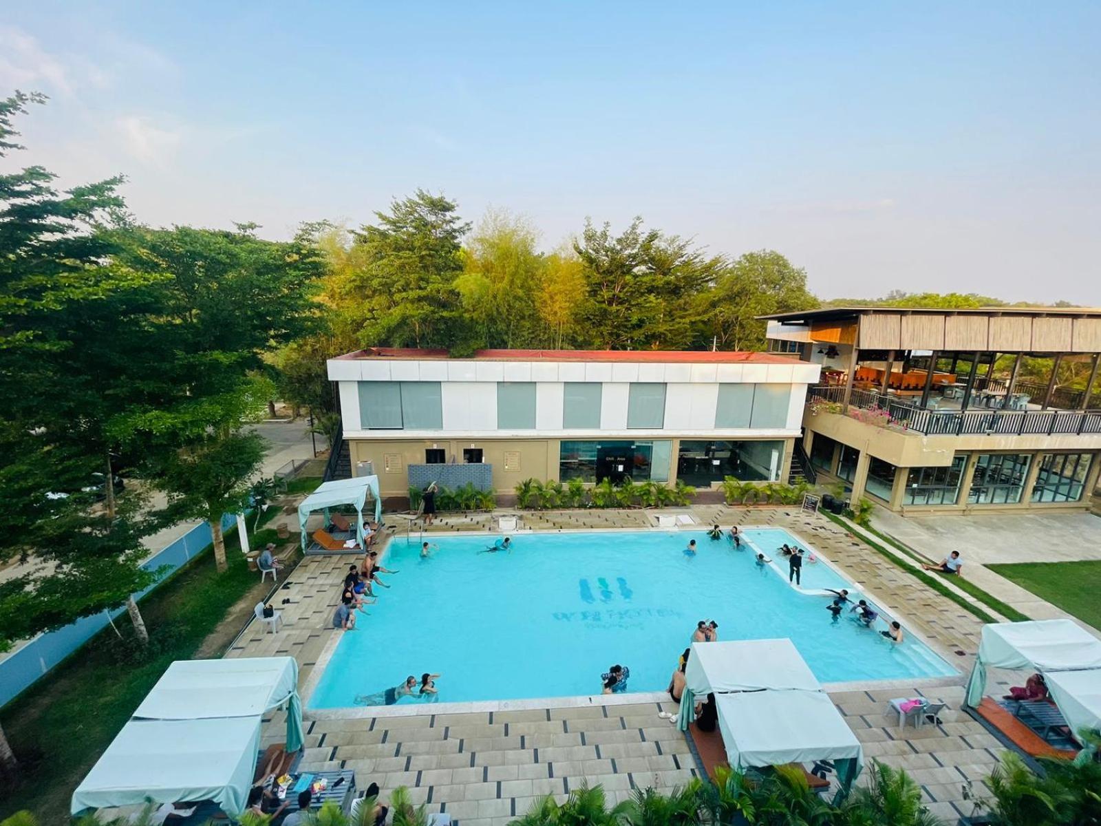 WH Hotel y Apartamento con servicio Thanlyin Exterior foto