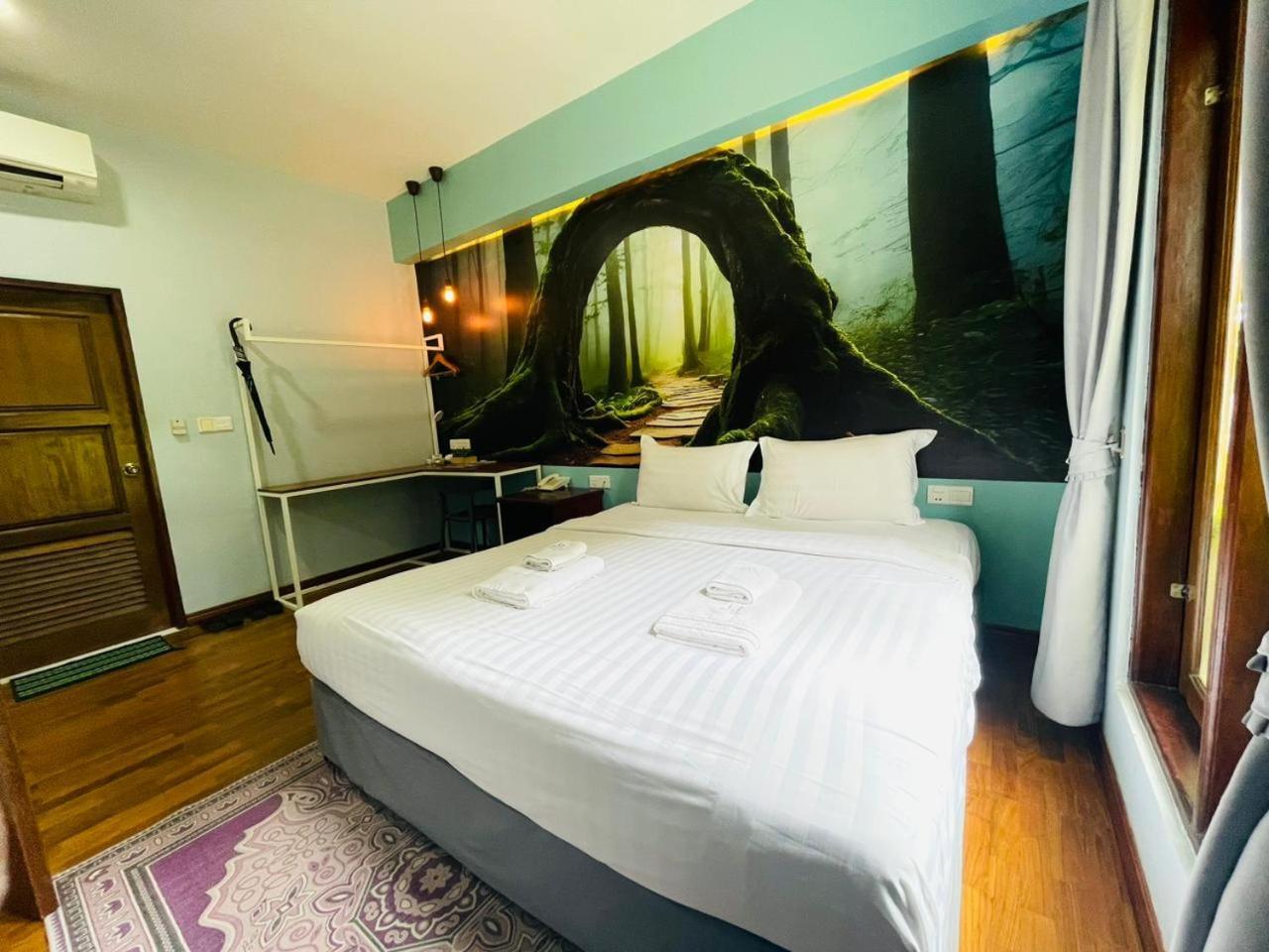 WH Hotel y Apartamento con servicio Thanlyin Exterior foto