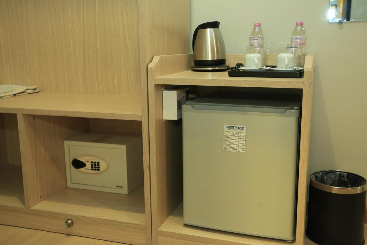 WH Hotel y Apartamento con servicio Thanlyin Exterior foto