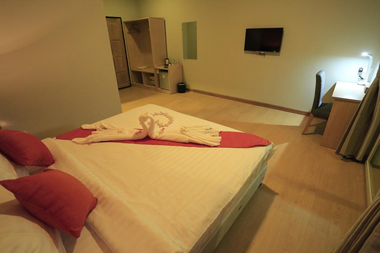WH Hotel y Apartamento con servicio Thanlyin Exterior foto