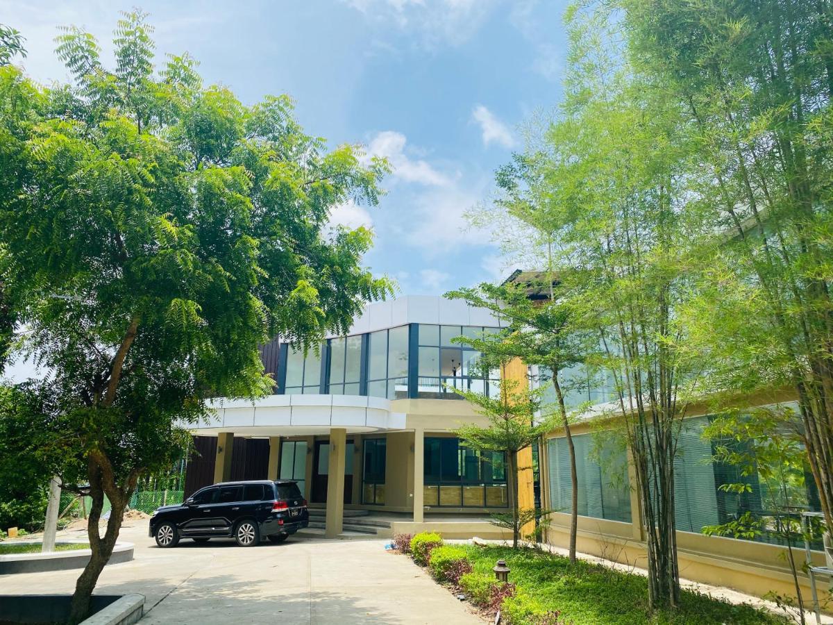 WH Hotel y Apartamento con servicio Thanlyin Exterior foto